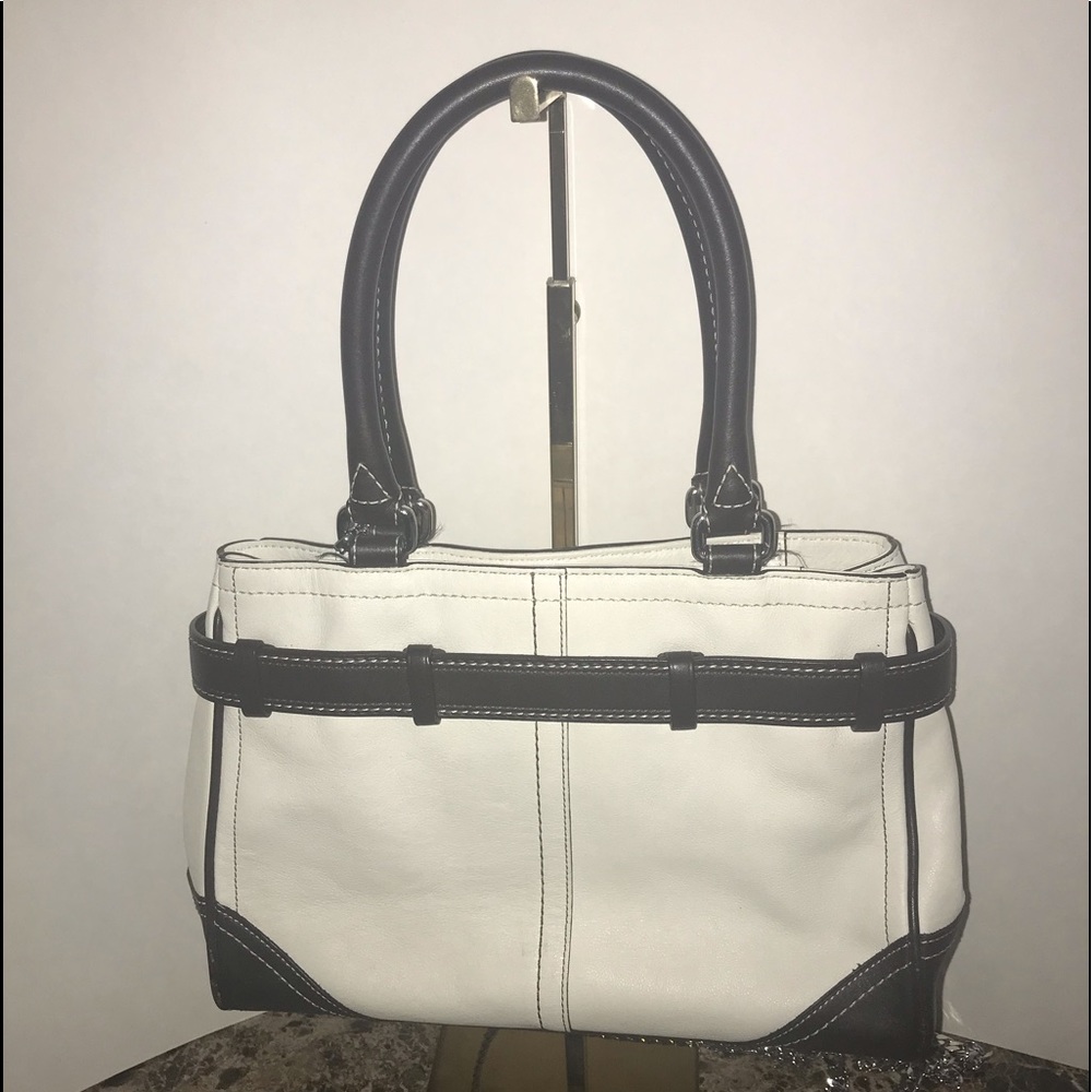 🌸Coach leather hand bag (Used ) - Picture 12 of 16